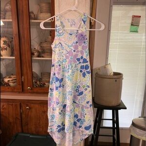 PLACE SIZE MEDIUM 7/8 WHITE SLEEVELESS DRESS WITH MULTICOLORED PRINT RACER BACK